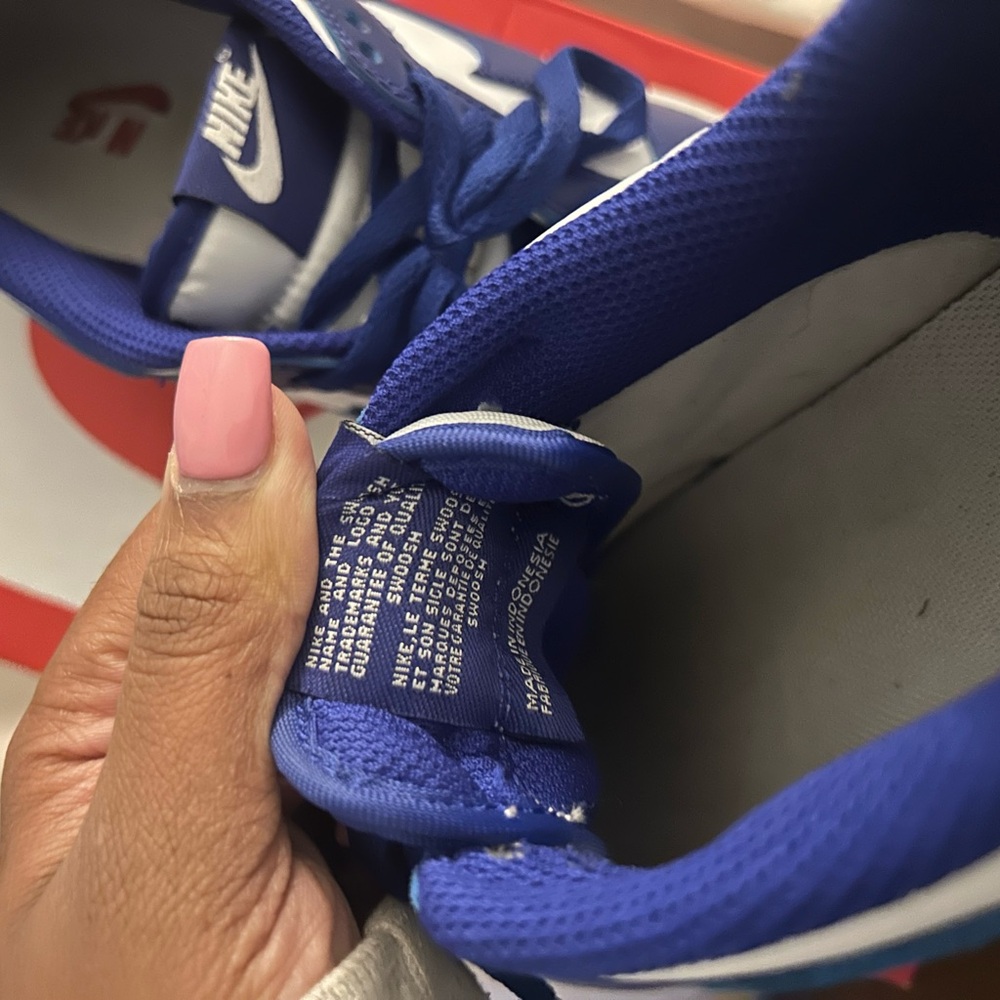 Nike Kids Navy and White Sneakers - Picture 7 of 7